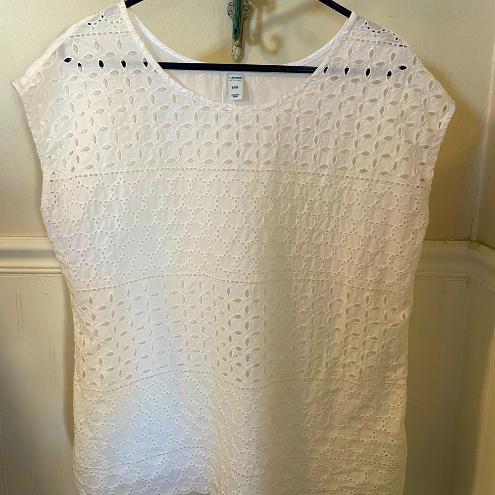 Old Navy - L - white detailed eyelet front top